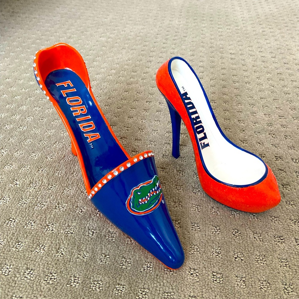 Florida Gators wine shoe bottle holder